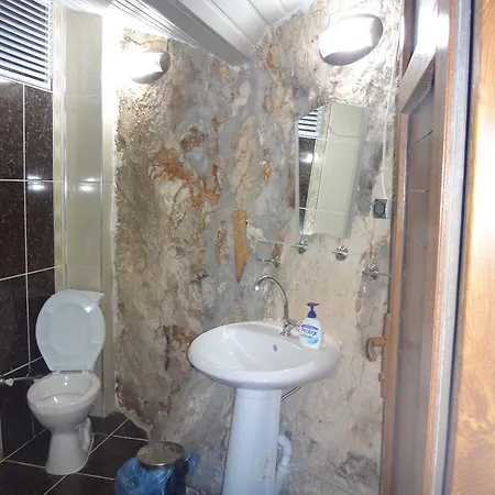 Teras Paradise בית הארחה