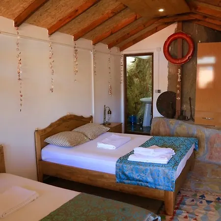 Teras Paradise בית הארחה