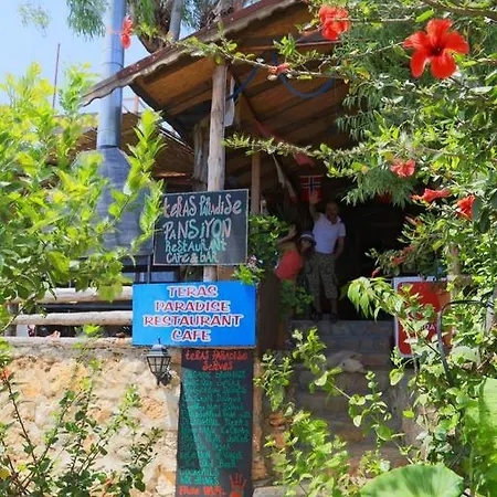 בית הארחה Teras Paradise