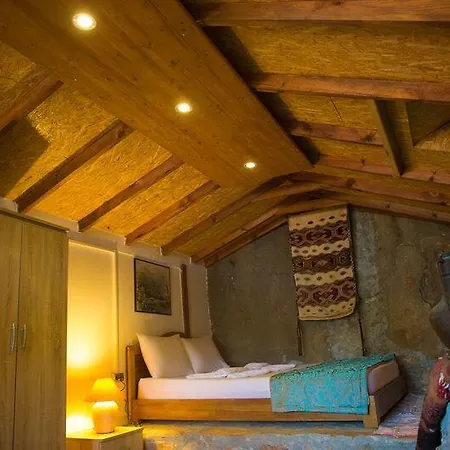 Teras Paradise בית הארחה *